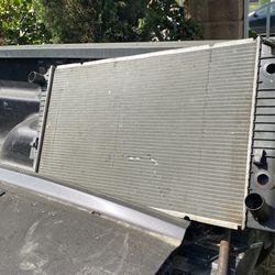 2005 Silverado Duramax 6.6L Radiator And Intercooler