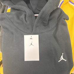 Jordan Brooklyn Essentials Fleece Hoodie Black Pullover