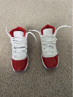 Air Jordan 11 Retro Cherry (2022) size 5Y (no box)