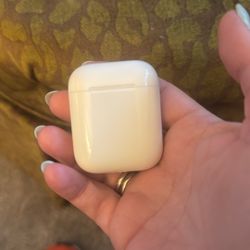 Apple AirPods second generation