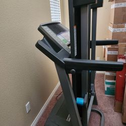 PRO FORM TREADMILL