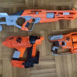 Nerf Blasters 