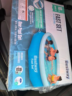 New in box 10ft pool