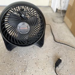 Honeywell Turbo Table Air Circulator Fan
