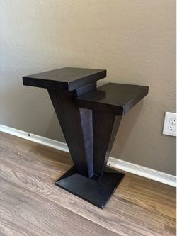 Henredon 1945 Collection Accent Table – Modern End Table