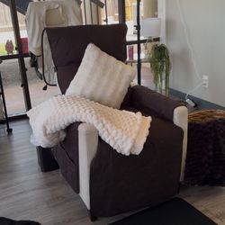 Beige Recliner Chair 