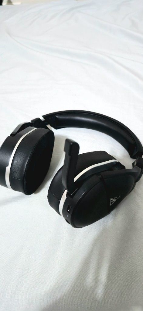 Turtle Beach Stealth 700 Gen 2 MAX Multiplatform Amplified Wireless Gaming