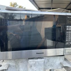Panasonic Genius microwave 
