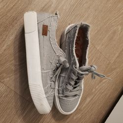 Blowfish Sneakers Size 8