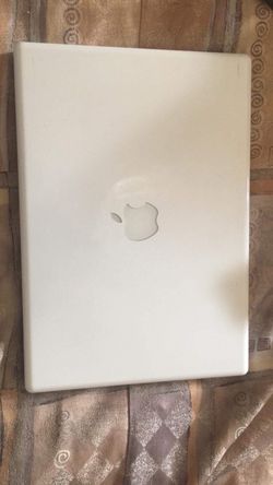 MacBook Laptop
