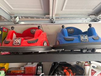 Set of 2 bumper cars
