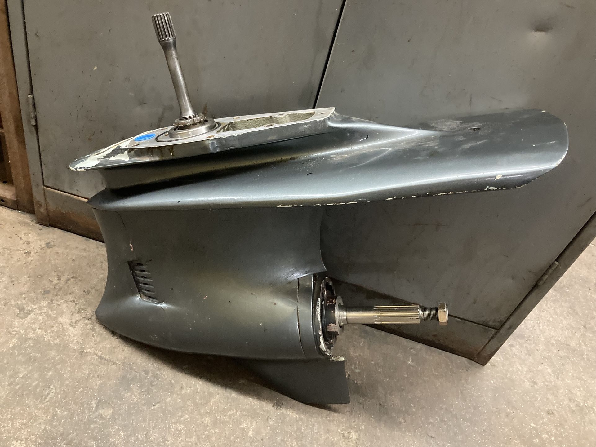 Volvo Penta 290 Lower Unit Mercruiser Prop shaft