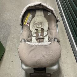 Infant Car Portable Car Seat “Gracco”