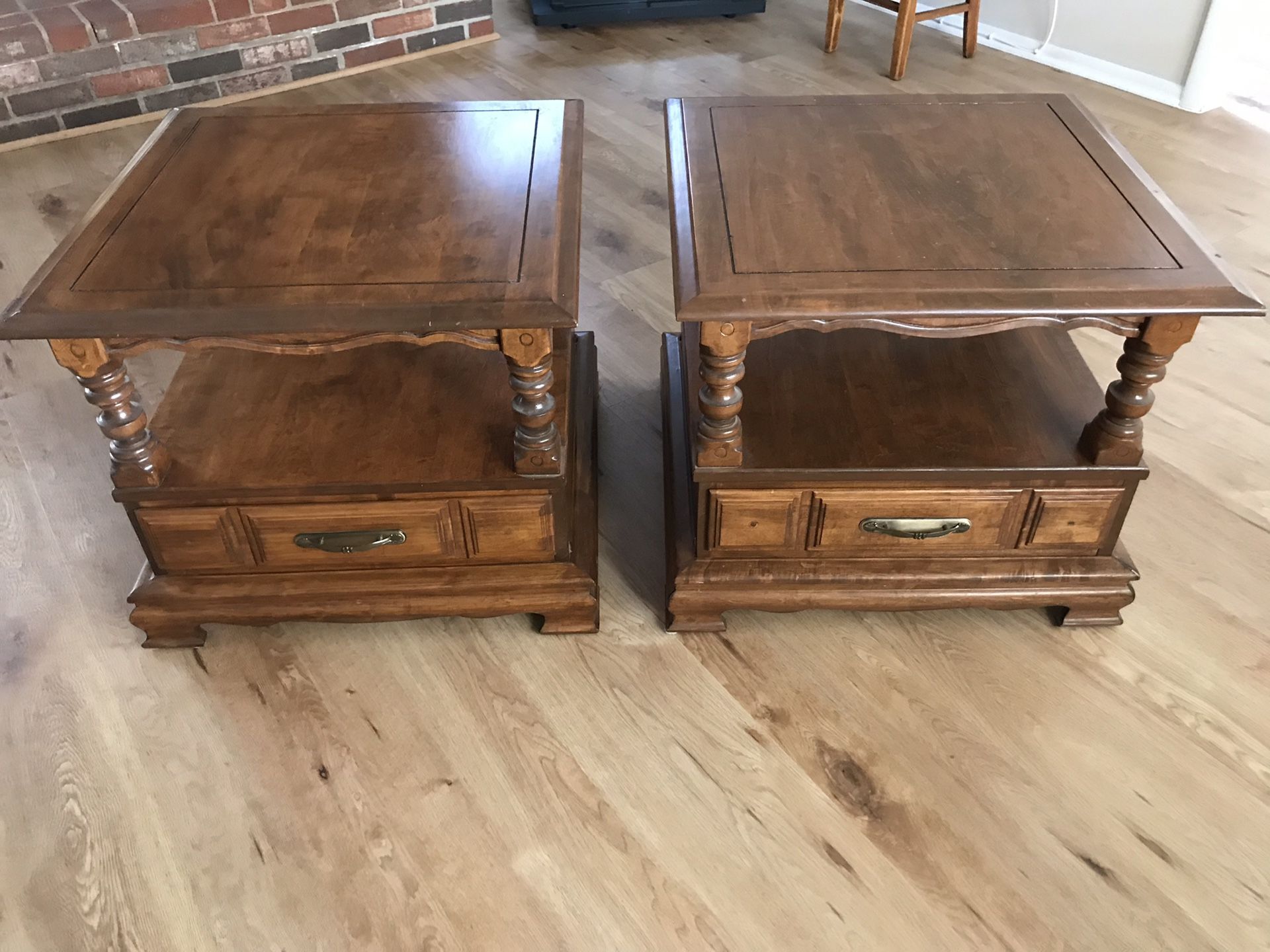 1970s Retro Maple End Tables - Fairfax/Chantilly (Greenbrier)