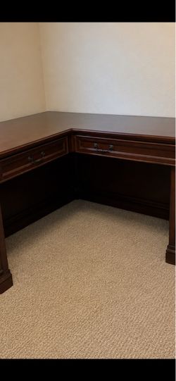 L-Shaped Wood Corner Desk with Drawers