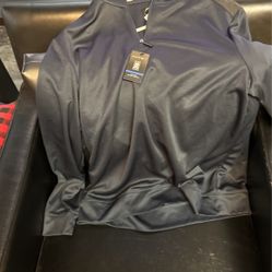 XL Men’s Brand Half Zipper 