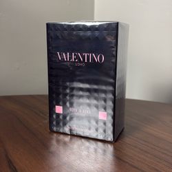 Valentino Born In Roma Intense 