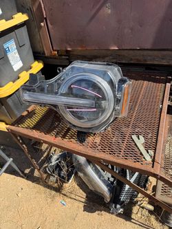 Ford Bronco left headlight LED