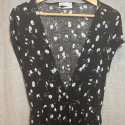 Urban Outfitters Dallas Plunging V-neck Midi Black Dress With Small Floral Size Large