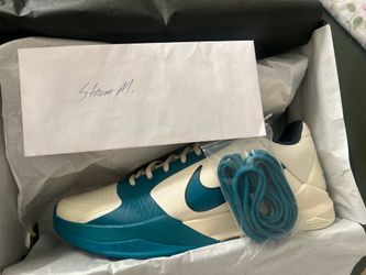 Sz 13 Kobe V coconut milk / Spruce - looking for a Sz 12 for a trade