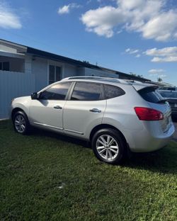 2014 Nissan Rogue Select S Sport Utility