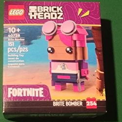 Lego Fornite Brite Bomber Brick Headz GWP