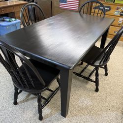 Kitchen Table and Chairs