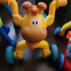 Little Tikes Go and Grow Lil' Rollin' Giraffe Ride-on 