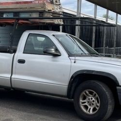 2004 Dodge Dakota