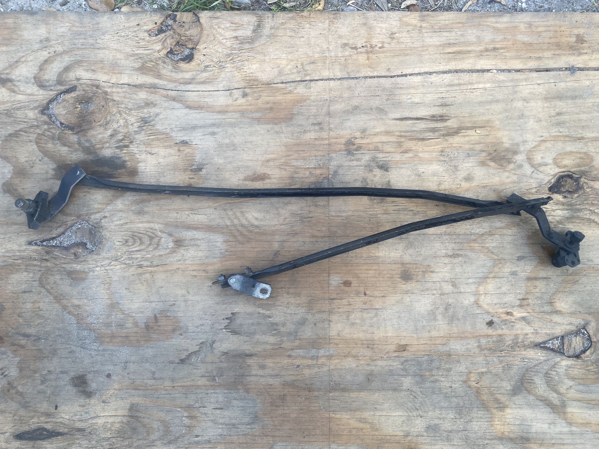 Windshield Wiper Arms