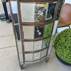 4 Drawer Mirrored Cabinet & Optional Cigar Box 