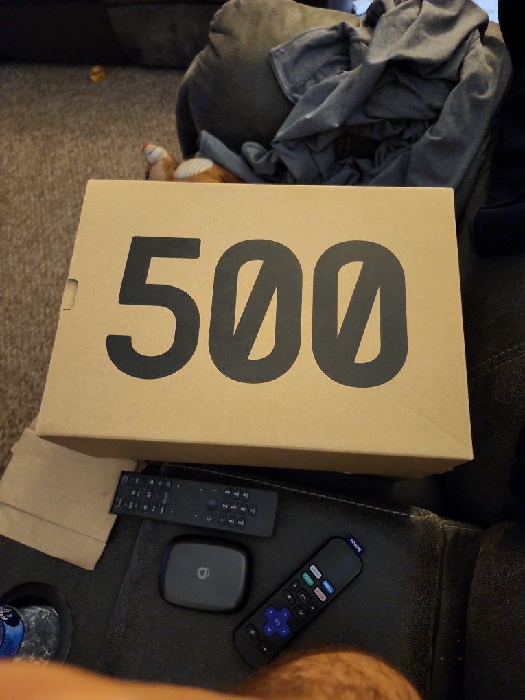 Yeezy 500 BOX ONLY