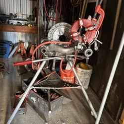 Pipe Threading Machine