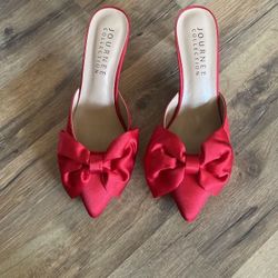 New! Beautiful Journee Collection Tiarra Bow, Mule Heels. Red, Size 8