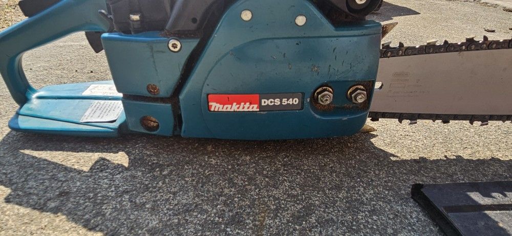Makita DS540 Chainsaw