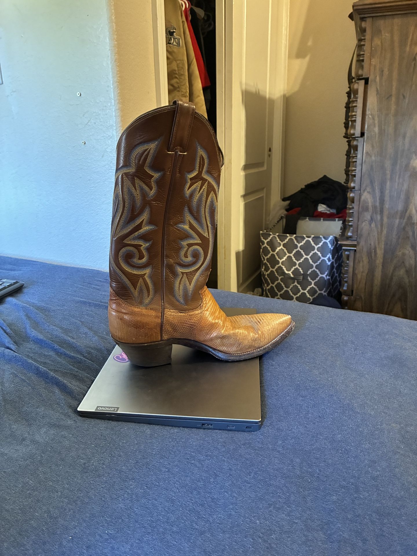 Vibrant Boots