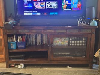 Tv stand solid wood - Must Pick Up