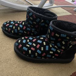 Kid Size 4 Multi Colored UGGS