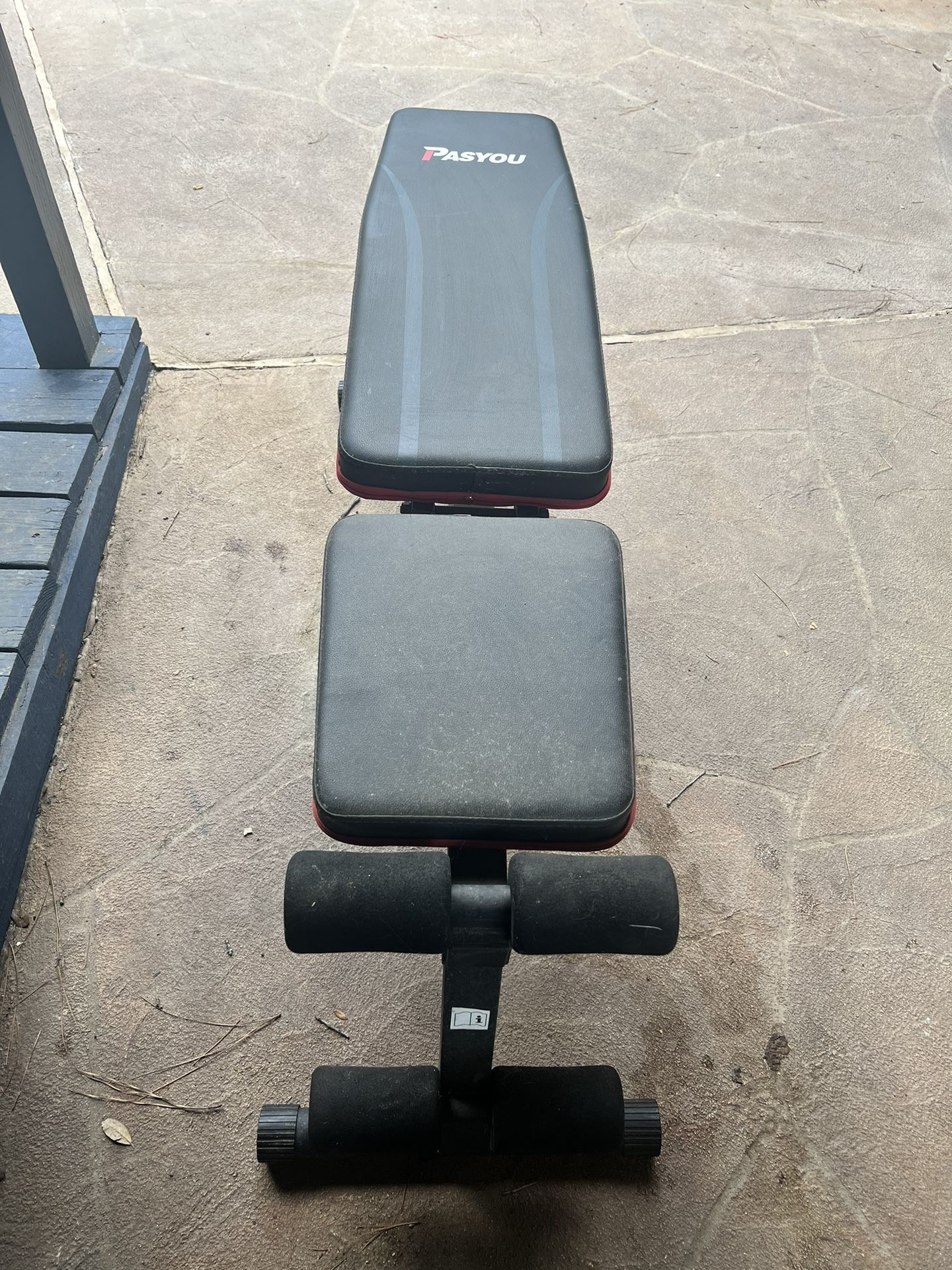 Weight Bench 