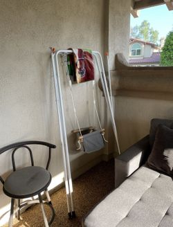 Toddler Swing Like New