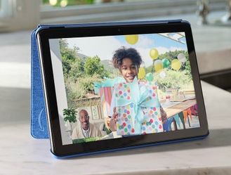 NEW Tablet, Amazon Fire 32 GB HD 10 Tablet !