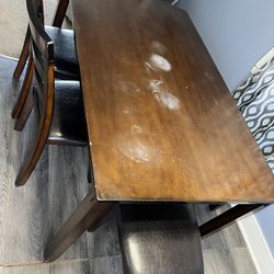 6 Pieces Dining Set (table, 4 Chairs And Bench)