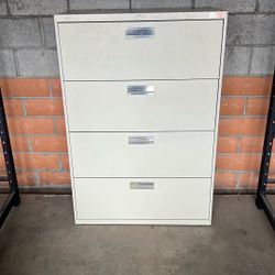 Hon Filing Cabinet - 4’ X 3’ Lateral File - 4 Drawer