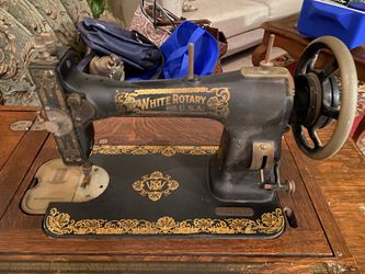 Vintage White Rotary Treadle Sewing Machine And Table