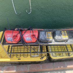 2 Milwaukee Chargers And 2 Dewalt  Chargers Dont Need Them Work Great  All 4 For 100$ Great Deal 