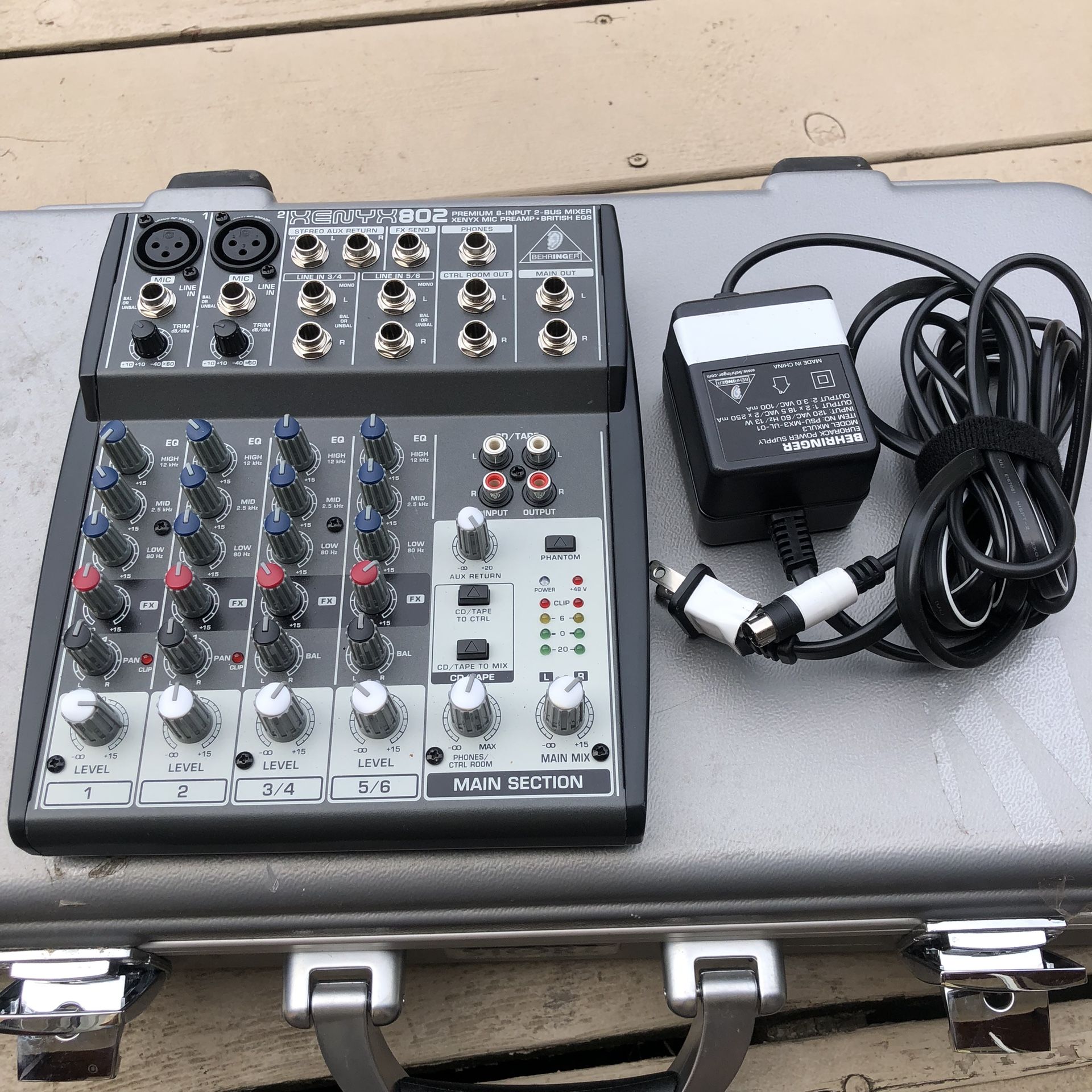 Behringer XENYX802 6 Channel Mixer With Case