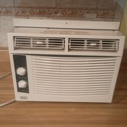 Window Air Conditioner 