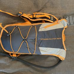 Alps Mountaineering Backpack Camelbak 