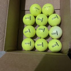 Titleist TourSoft 11 golf balls