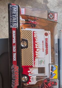 Jada Metals Die Cast Deadpool Taco Truck Set